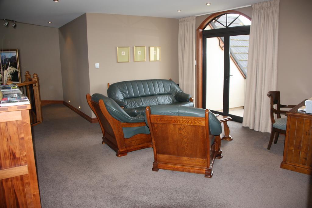 Dock Bay Lodge Те-Анау Екстер'єр фото