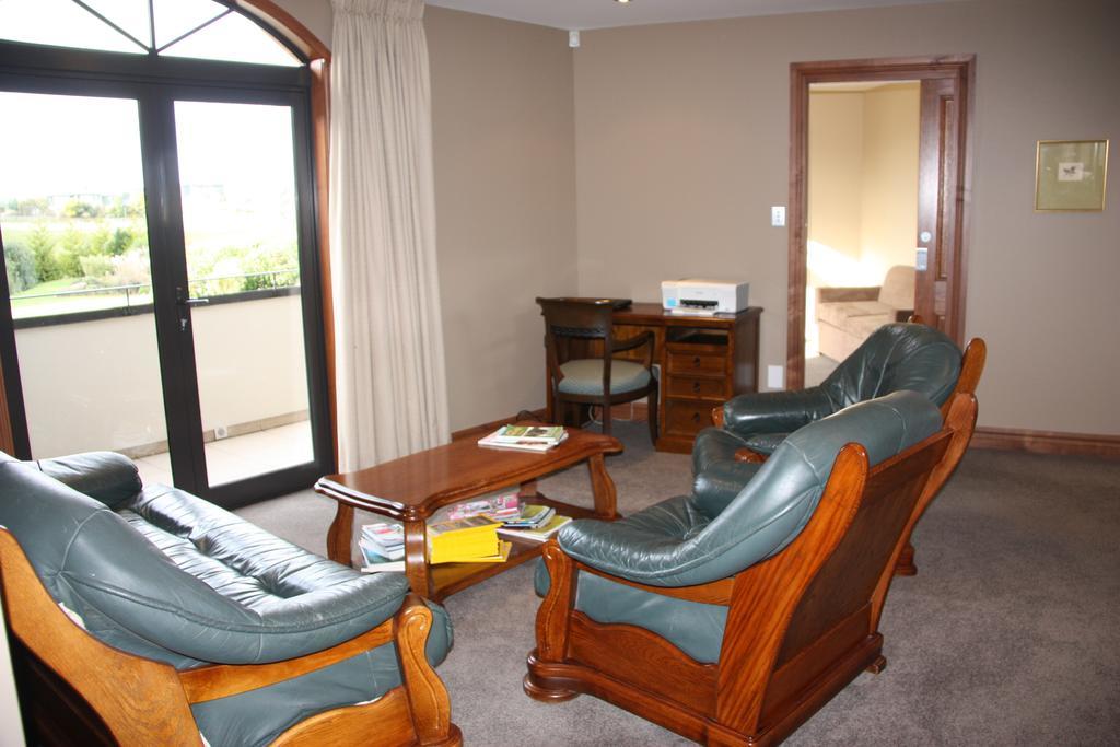 Dock Bay Lodge Те-Анау Екстер'єр фото