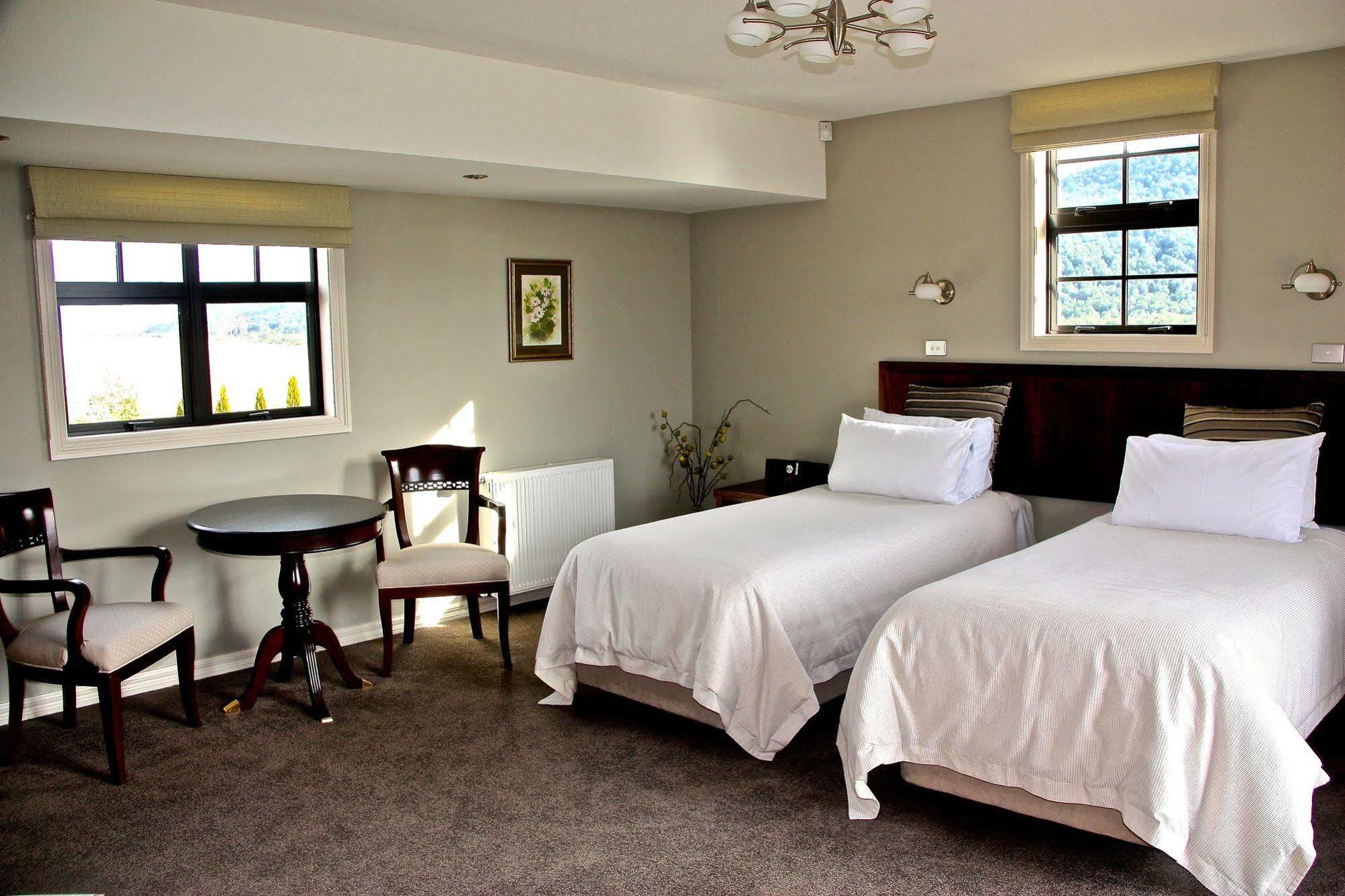Dock Bay Lodge Те-Анау Екстер'єр фото