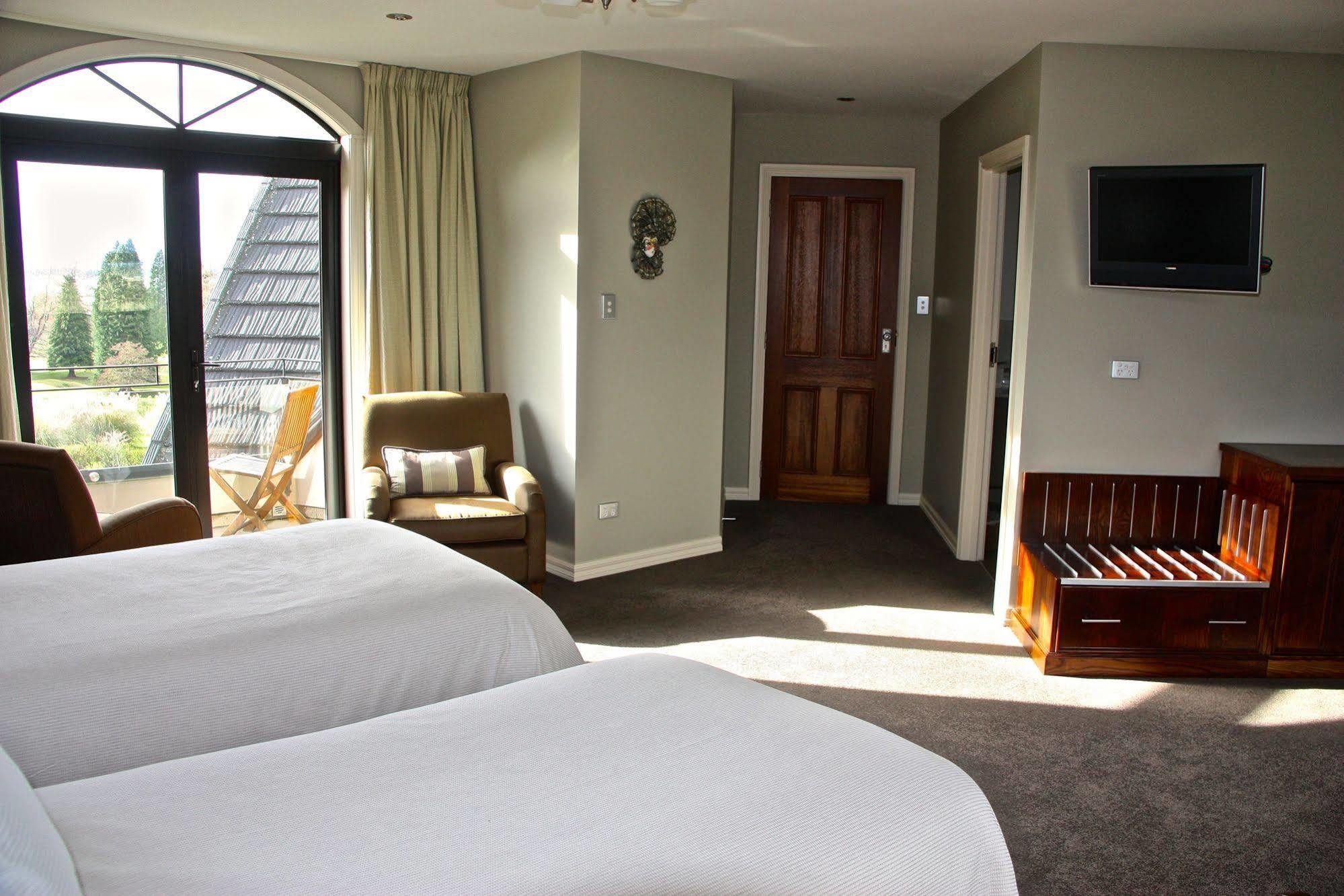 Dock Bay Lodge Те-Анау Екстер'єр фото